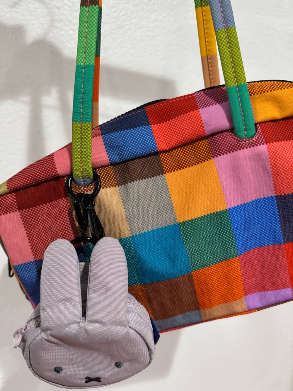 BAGGU Madras bowler bag (with miffy coin purse charm) - Picture 3 of 5